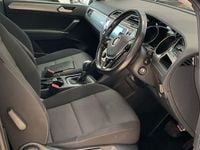 Used VW Touran SE 110 HP (80 kW) 2016 Blue MPV