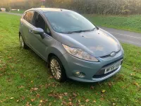 Used Ford Fiesta Titanium 96 HP (70 kW) 2009 Blue Hatchback