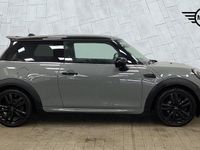 Begagnad Mini Cooper Hatch 134 HK (98 kW) 2022 Grå Halvkombi