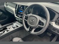 Used Volvo XC60 Plus 250 HP (183 kW) 2024 Grey SUV