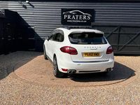 Usado Porsche Cayenne 245 HP (180 kW) 2012 Branco SUV