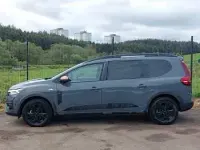 Begagnad Dacia Jogger Extreme 140 HK (102 kW) 2025 Grå Minibuss