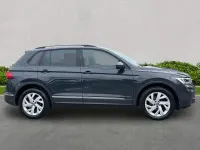 Używany VW Tiguan S 150 KM (110 kW) 2022 Szary SUV
