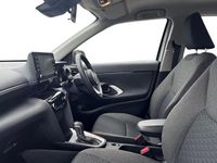 Used Toyota Yaris Cross 116 HP (85 kW) 2024 Silver SUV