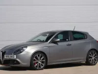Used Alfa Romeo Giulietta Veloce 240 HP (176 kW) 2016 Grey Hatchback