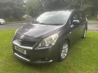 Usado Toyota Verso 150 HP (110 kW) 2011 Cinzento Monovolume