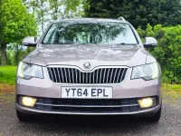 Used Skoda Superb Elegance 140 HP (102 kW) 2014 Mauve Estate