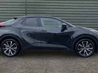 Used Toyota C-HR Design 140 HP (102 kW) 2026 SUV