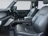 Used Land Rover Defender HSE 2023 Pangea green SUV