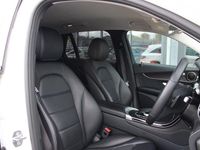 Used Mercedes GLC250 211 HP (155 kW) 2018 White Estate