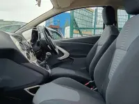 Used Ford Ka Zetec 69 HP (50 kW) 2012 White Hatchback