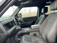 Used Land Rover Defender 525 HP (386 kW) 2021 Black SUV