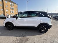 Used Vauxhall Crossland S 82 HP (60 kW) 2021 White SUV