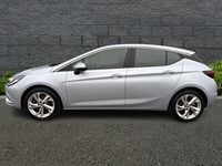 Used Vauxhall Astra SRi 198 HP (145 kW) 2018 Silver Hatchback
