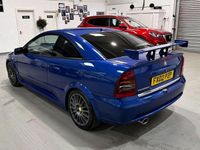 Used Vauxhall Astra 187 HP (137 kW) 2002 Blue Coupe