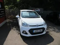 Used Hyundai i10 Premium 87 HP (63 kW) 2015 White Hatchback
