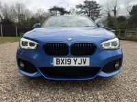 Begagnad BMW 118 Efficient Dynamics 2019 Blå Halvkombi