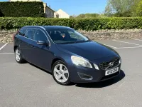 Used Volvo V60 SE Lux 215 HP (158 kW) 2012 Blue Estate