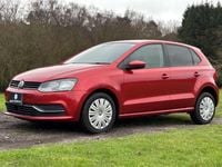 Used VW Polo SE 90 HP (66 kW) 2015 Red Hatchback