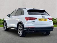 Begagnad Audi Q3 Black Edition 150 HK (110 kW) 2024 Vit SUV