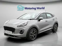 Usado Ford Puma Titanium 125 HP (91 kW) 2022 Prateado SUV