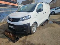 Used Vauxhall Vivaro Edition 120 HP (88 kW) 2020 White MPV