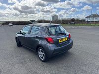 Used Toyota Yaris Hybrid 2015 Grey Hatchback