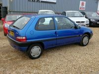 Begagnad Citroën Saxo 60 HK (44 kW) 2000 Halvkombi