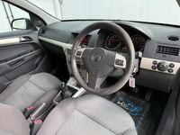 Used Vauxhall Astra Club 115 HP (84 kW) 2007 Blue Hatchback