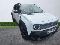 Used Renault R4 Komfort 110 kW (150 HP) 2026 White/black Hatchback
