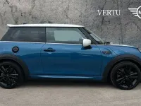 Begagnad Mini Cooper S Hatch 178 HK (130 kW) 2023 Blå Halvkombi