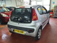 Used Peugeot 107 68 HP (50 kW) 2009 Silver Hatchback