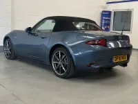 Usado Mazda MX5 Inclusive 160 CV (117 kW) 2016 Azul Descapotable