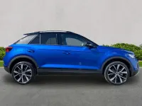 Novo VW T-Roc Design 115 HP (84 kW) 2026 Twotone SUV