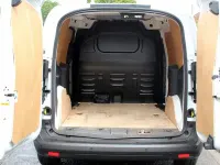 Used Ford Transit Courier Limited 125 HP (91 kW) 2024 White Van