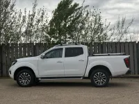 Gebraucht Nissan Navara Tekna 2016 Weiß Pickup