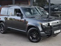 Used Land Rover Defender S 200 HP (147 kW) 2021 Black SUV