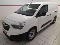 Begagnad Vauxhall Combo 100 kW (136 HK) 2022 Vit Minibuss