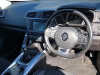 Usado Renault Kadjar Signature 131 HP (96 kW) 2017 Vermelho SUV
