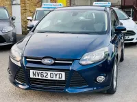 Usado Ford Focus Zetec 2013 Azul Citadino