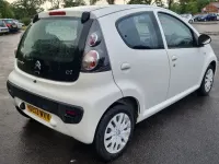 Used Citroën C1 VTR Sport 68 HP (50 kW) 2013 White Hatchback