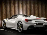 Used Ferrari 488 670 HP (492 kW) 2017 White Cabriolet