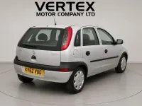 Używany Vauxhall Corsa Elegance 75 KM (55 kW) 2002 Srebrny Hatchback