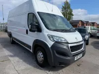 Second-hand Peugeot Boxer 130 CP (95 kW) 2017 Alb Van