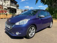 Used Peugeot 208 Allure 82 HP (60 kW) 2013 Blue Hatchback
