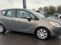 Second-hand Vauxhall Meriva 110 CP (80 kW) 2013 Maro Monovolum