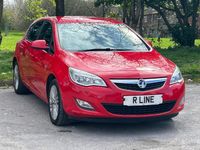 Second-hand Vauxhall Astra Excite 2011 Roșu Hatchback