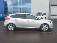 Used Ford Focus Titanium 125 HP (91 kW) 2017 Silver Hatchback