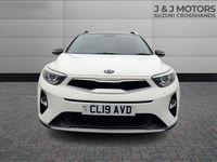 Used Kia Stonic 118 HP (86 kW) 2019 White SUV