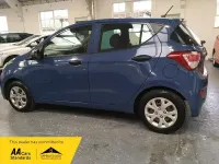 Used Hyundai i10 67 HP (49 kW) 2016 Blue Hatchback